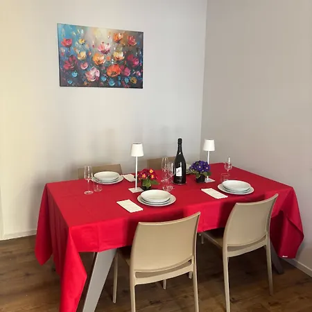 Apartmán El Mee Canton *