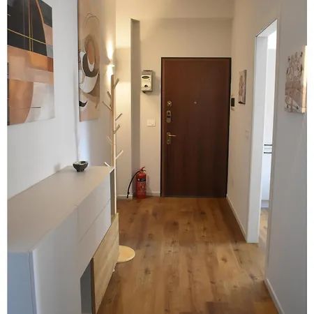 Apartmán El Mee Canton