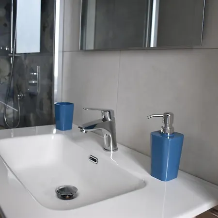El Mee Canton Apartmán *