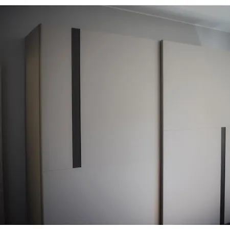 El Mee Canton Apartmán *